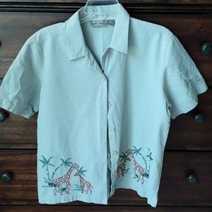 Jane Ashley PL light green top